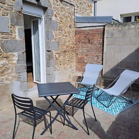 Appartamento Chez Beatrice Saint-Jouan-des-Guérets Esterno foto