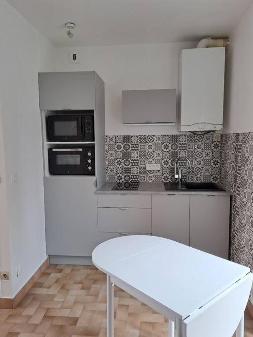 Appartamento Chez Beatrice Saint-Jouan-des-Guérets Esterno foto